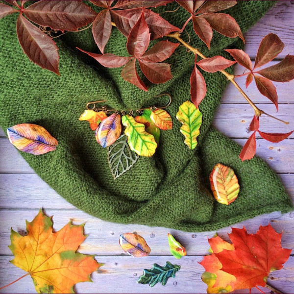 Брошь-булавка "Осенние листья"